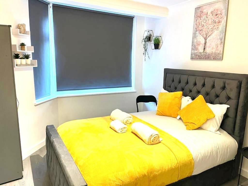 Harrow on the Hill Harrow Suites By Gh Stays מראה חיצוני תמונה